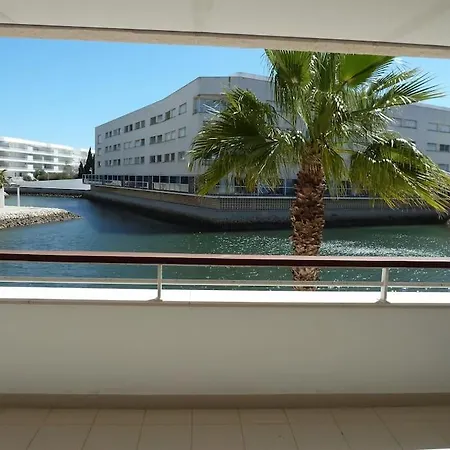 Apartment T1 Marina *