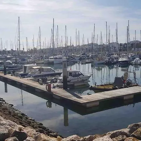 T1 Marina Apartment *